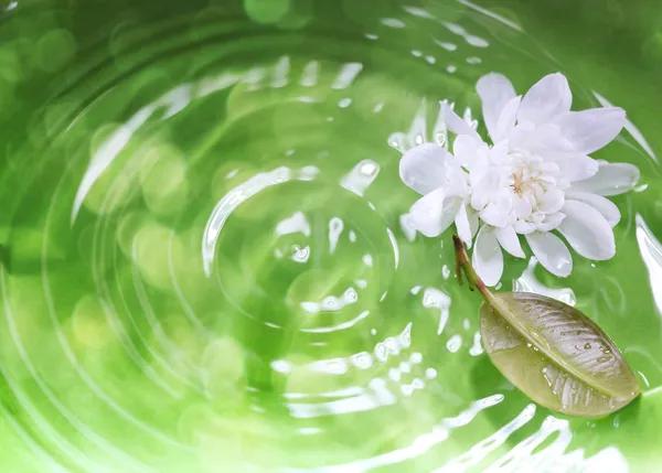 Key Advantages of Using Natural Stone for Spa Heat Management