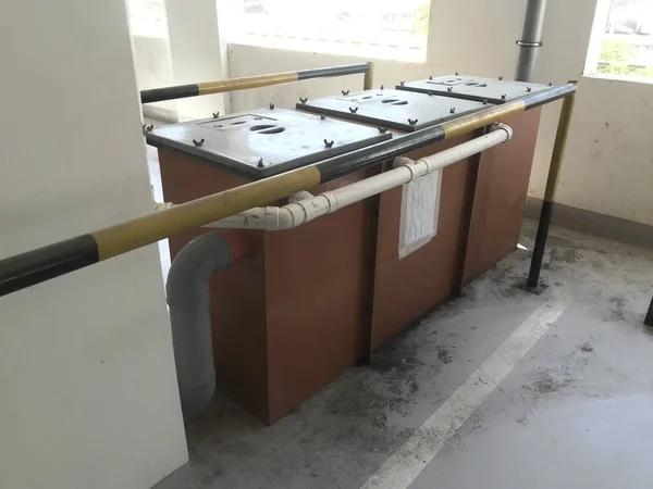 Improving Kitchen Workflow With the Right Commercial Sink